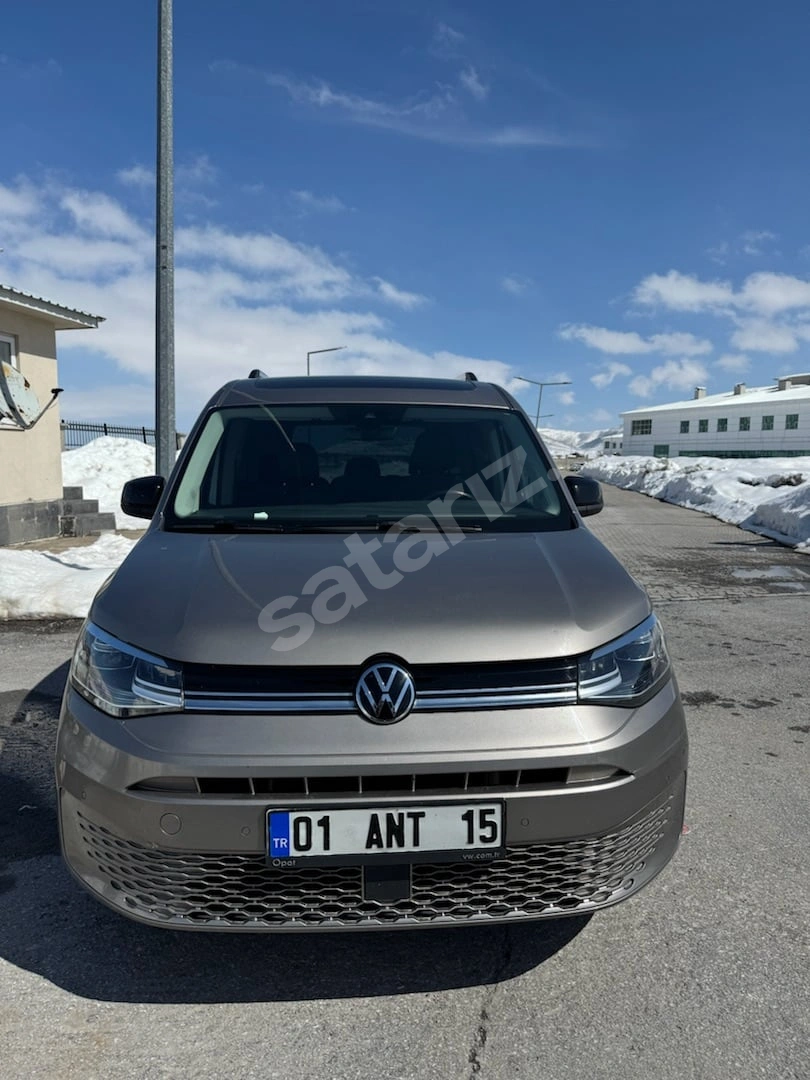 Düşük Km Cam Tavanlı