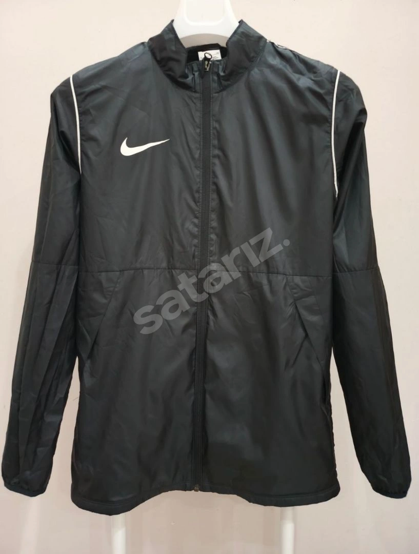 Orjınal Nike Yağmurluk