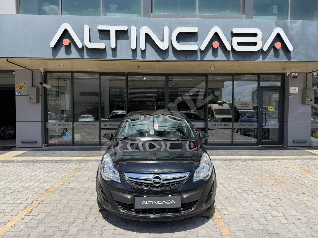 ALTINCABA'DAN 2012 OPEL CORSA 1.2 TWİNPORT ESSENTİA 70.000KM