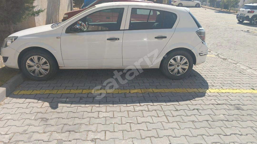 Gümrük Çıkışlı 2009 Model Astra Dizel