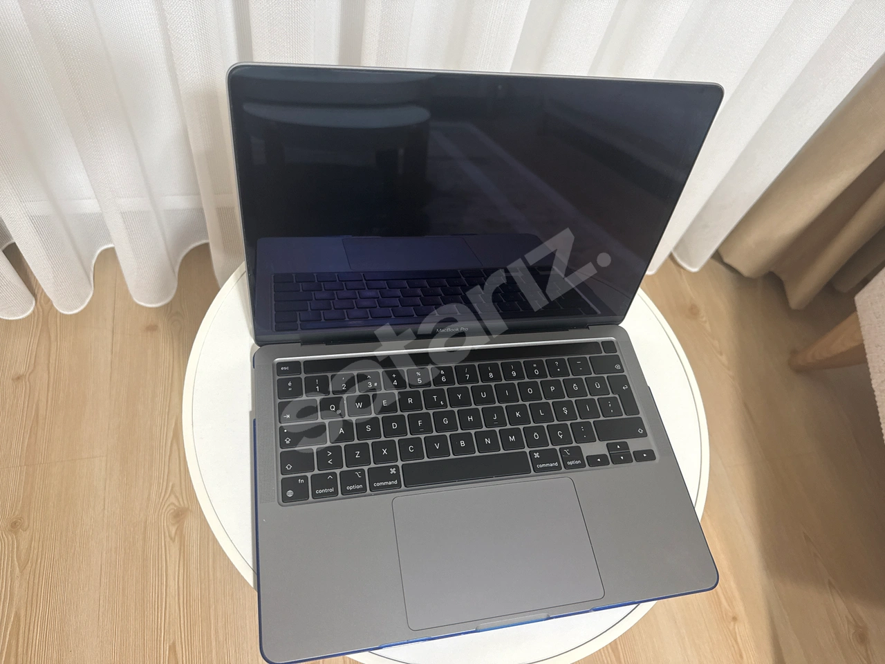 Apple Macbook
