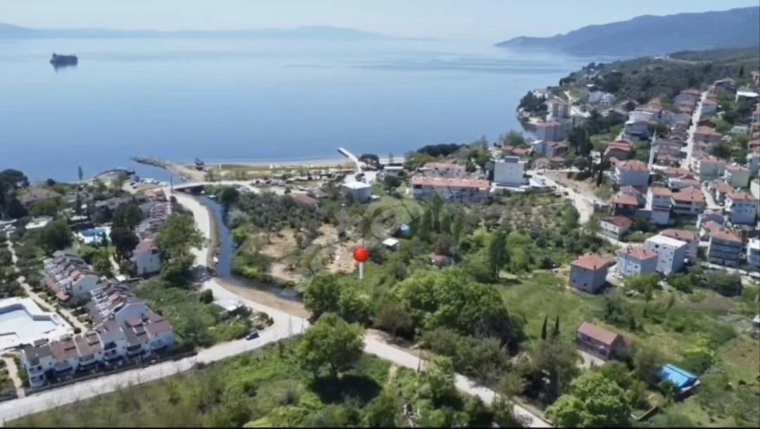 GEMLİK BÜYÜKKUMLA'DA DENİZE YÜRÜME MESAFESİNDE SATILIK BAHÇE