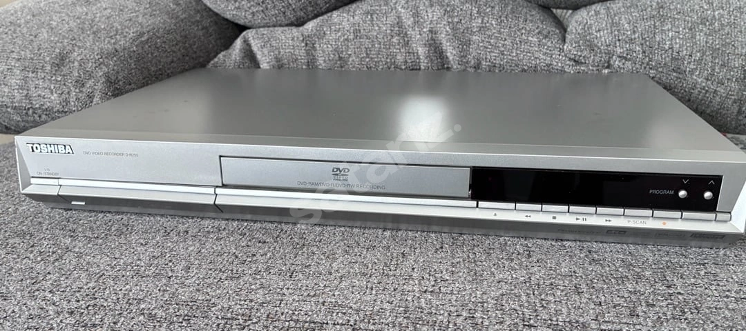 TOSHIBA D-R255 DVD RECORDER