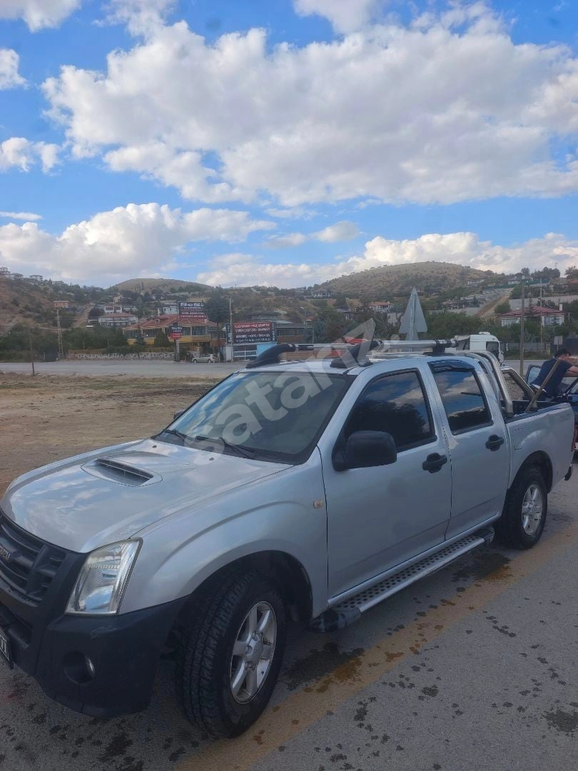 Isuzu Dmax 2.5 Çift KABİN Masrafsız