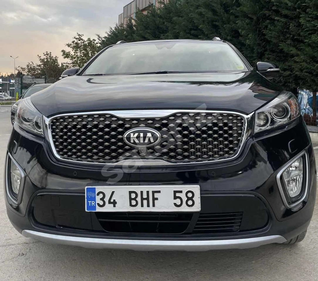 İLK SAHİBİNDEN HATASIZ 78 BİNDE 7 KİŞİLİK SORENTO 4X4 K.K TAKSİT