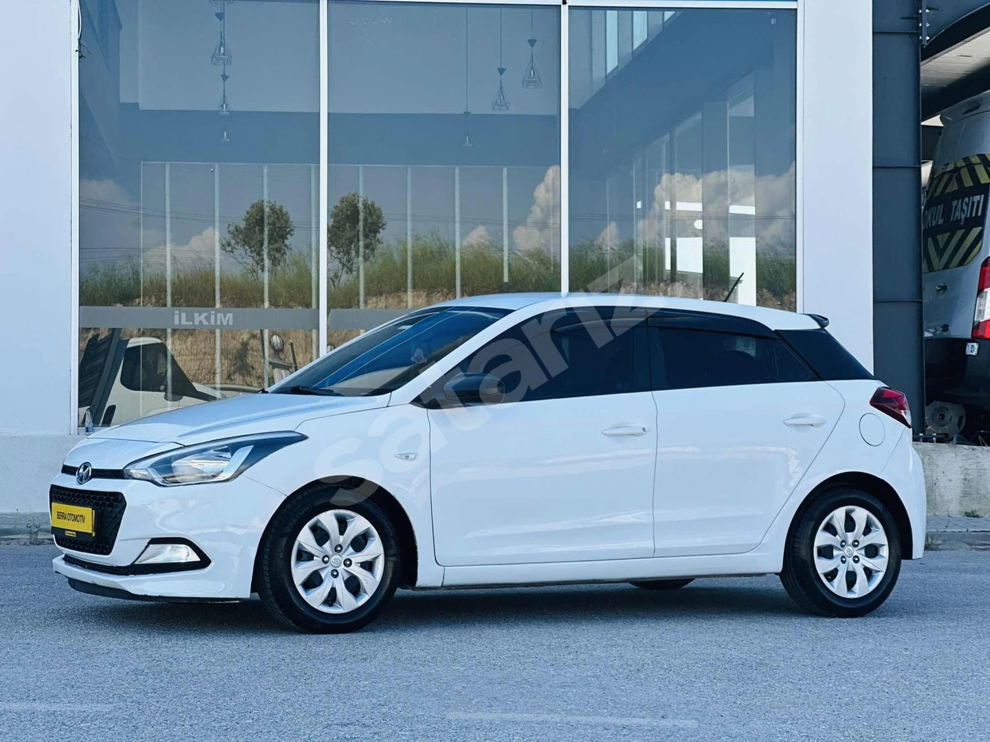 2015 MODEL HYUNDAİ İ20 Jump 1.2 MP BENZİLİ