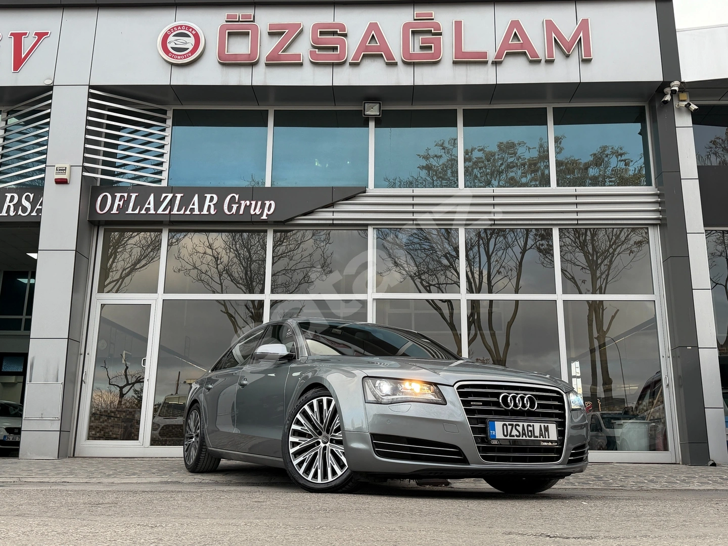 ÖZSAĞLAM'dan 2011 Audi A8 3.0TDI Long 394binde Hatasız Tramersiz
