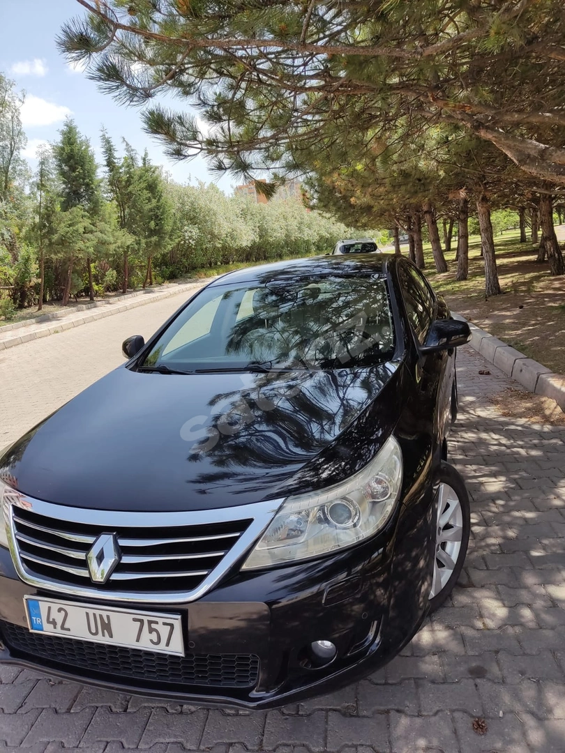 2011 LATİTUDE 1.5  FULL FUL