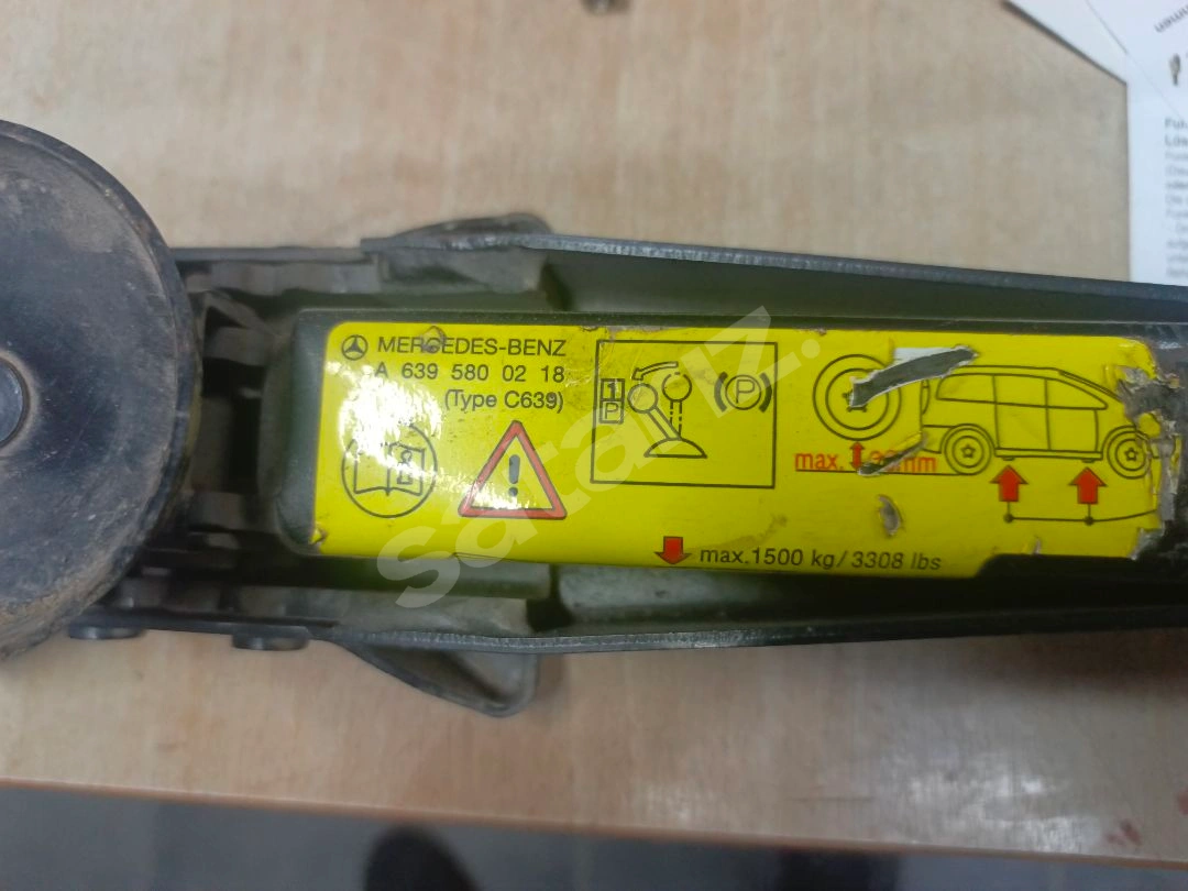 Orjinal Mercedes Vito Araç Krikosı