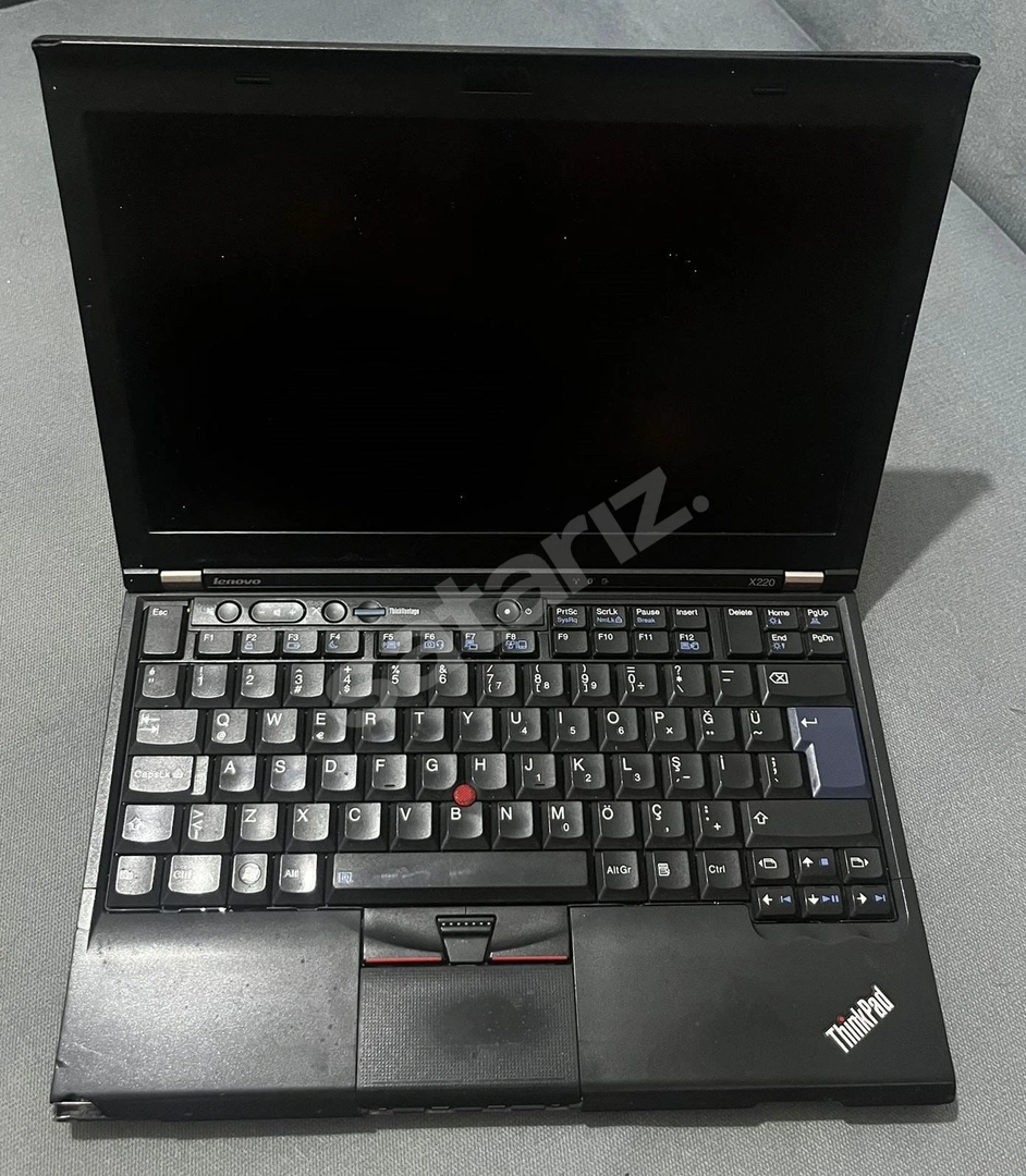 Lenovo X220 i5 2.50GHz 8 gb ram 500 gb hdd