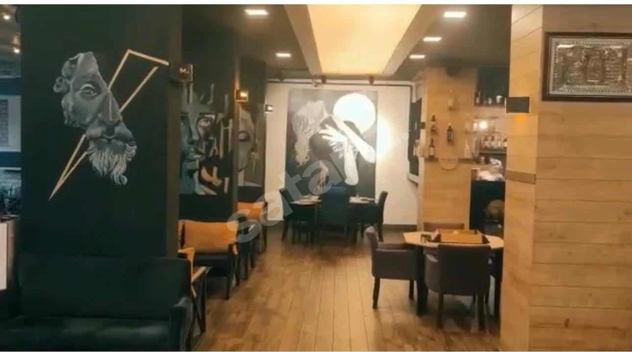 Merkezi konumda cadde üstü Devren kiralık cafe