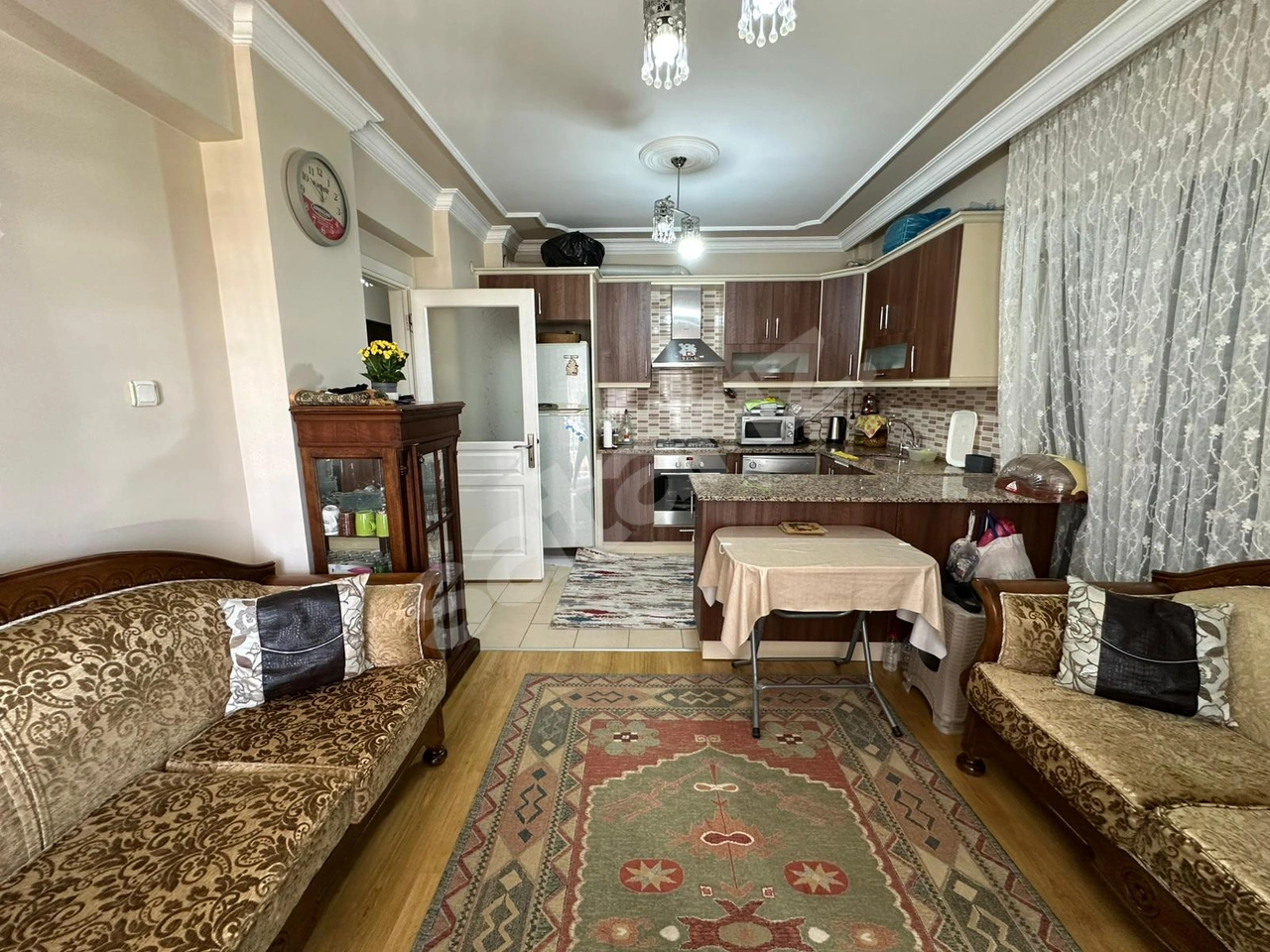 SÜLEYMAN D. MAH. 4 CEPHELİ, TEK DAİRE KONSEPTİNDE GENİŞ 3+1