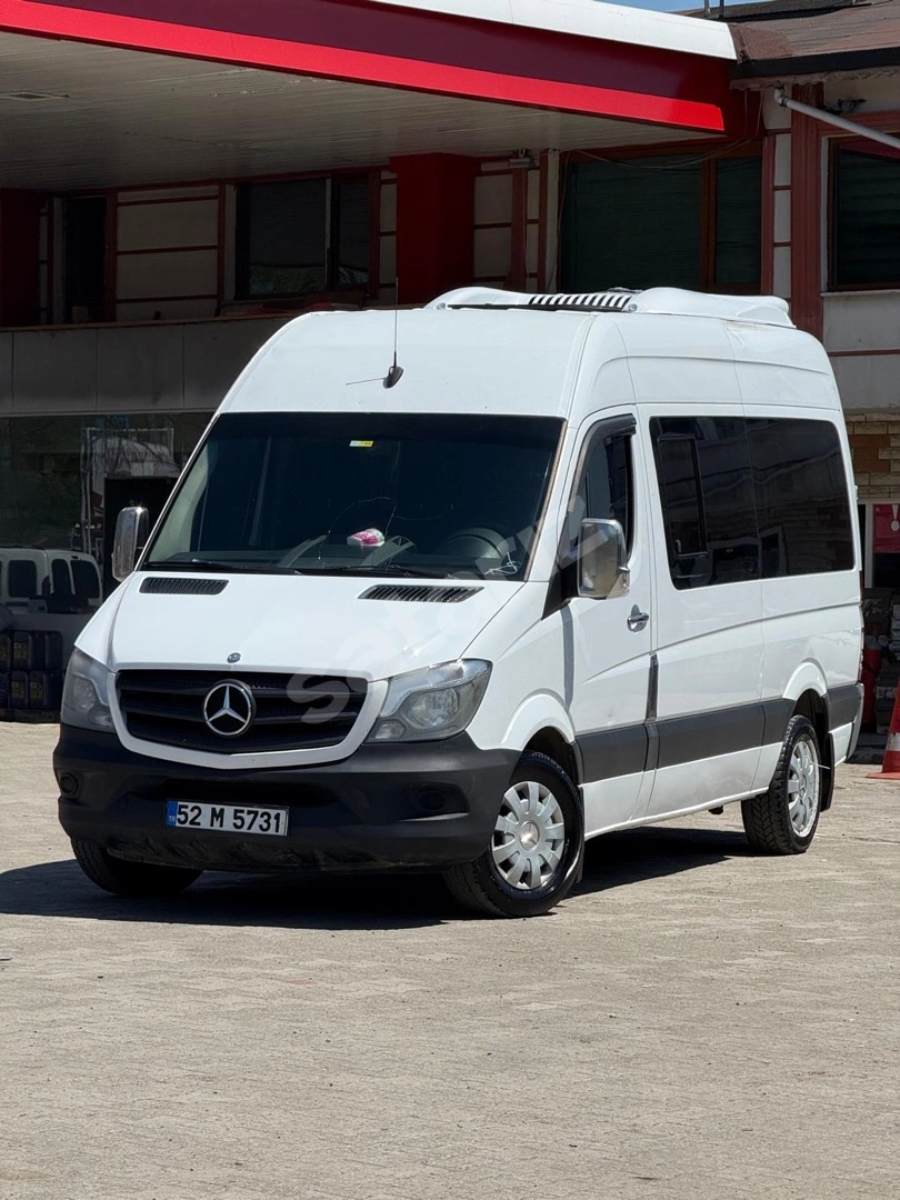 2015 Model Yüksek Tavan ‘55 Bin Kmde’ Sprinter