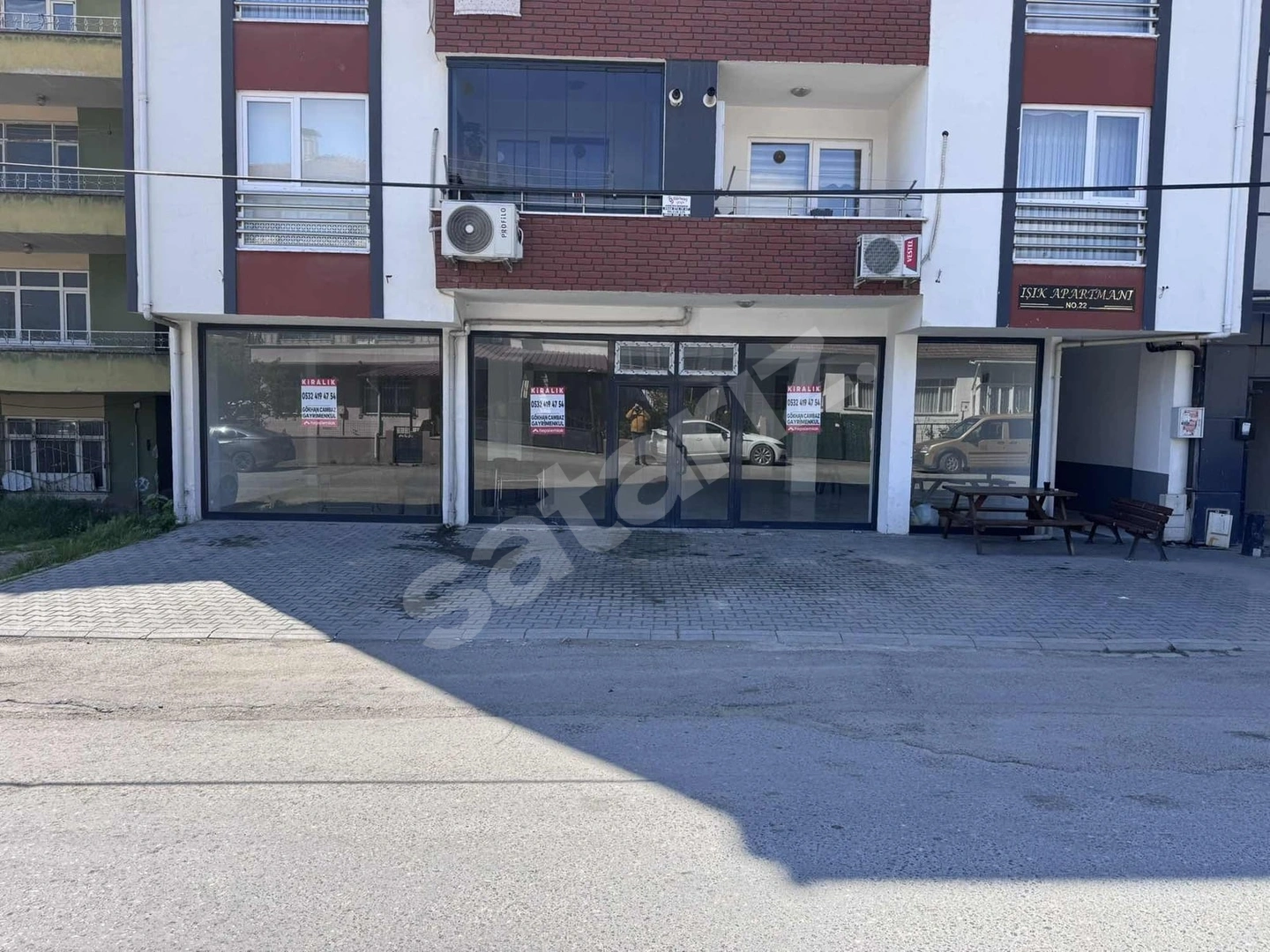 PAMUKOVA ÇARŞI MERKEZDE 220 M2 KİRALIK DÜKKAN