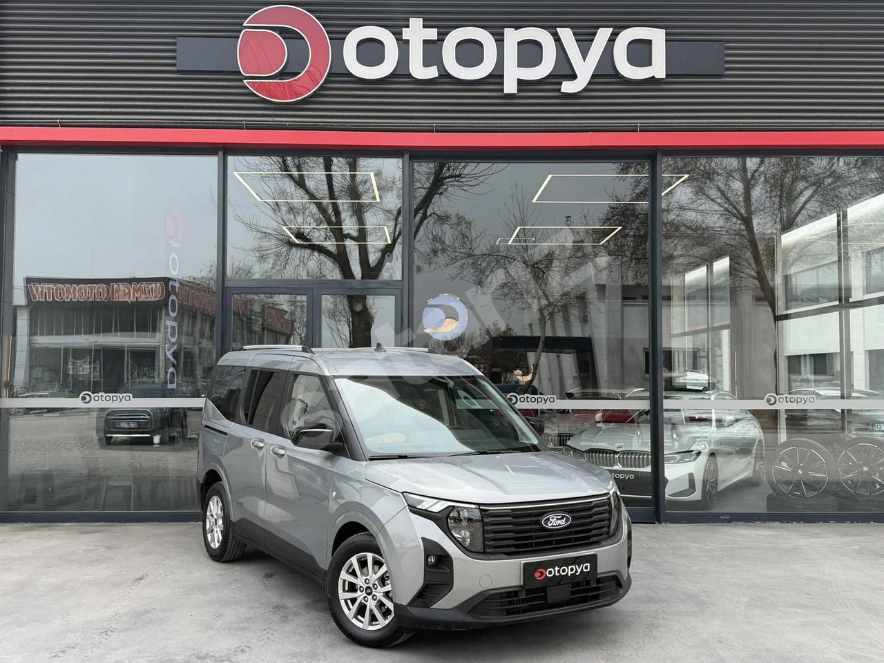 Ford Courier1.5L Titanium 2024 Model13.000Km'de Hatasız