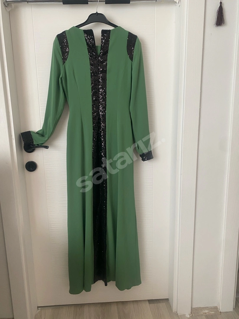 ABİYE ELBISE PULLU  38 BEDEN