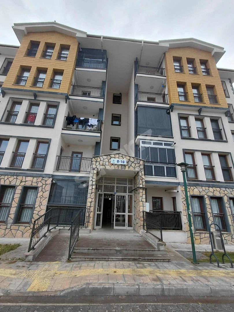 TOPRAK EMLATAN SATILIK ŞOK FIRSAT 2+1 SATILIK BATTAL GAZİ MH
