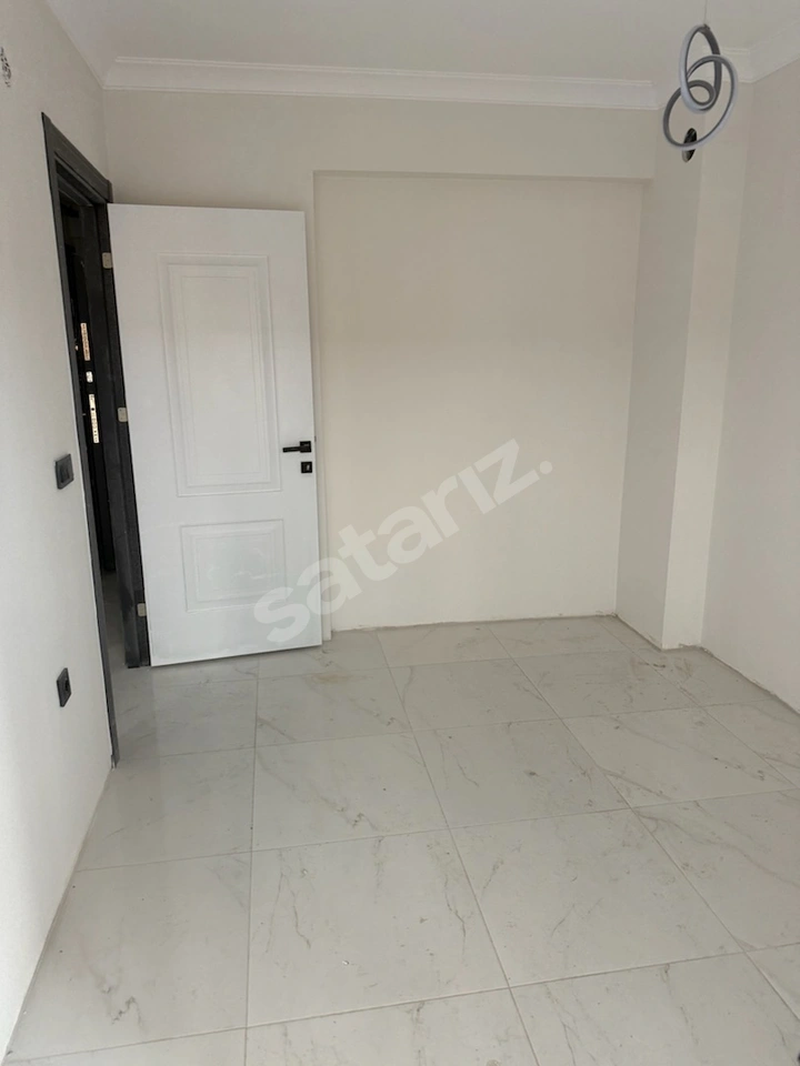 ARTI Emlaktan Hürriyet Mh Sıfır Arakat 1+1 Satılık Daire