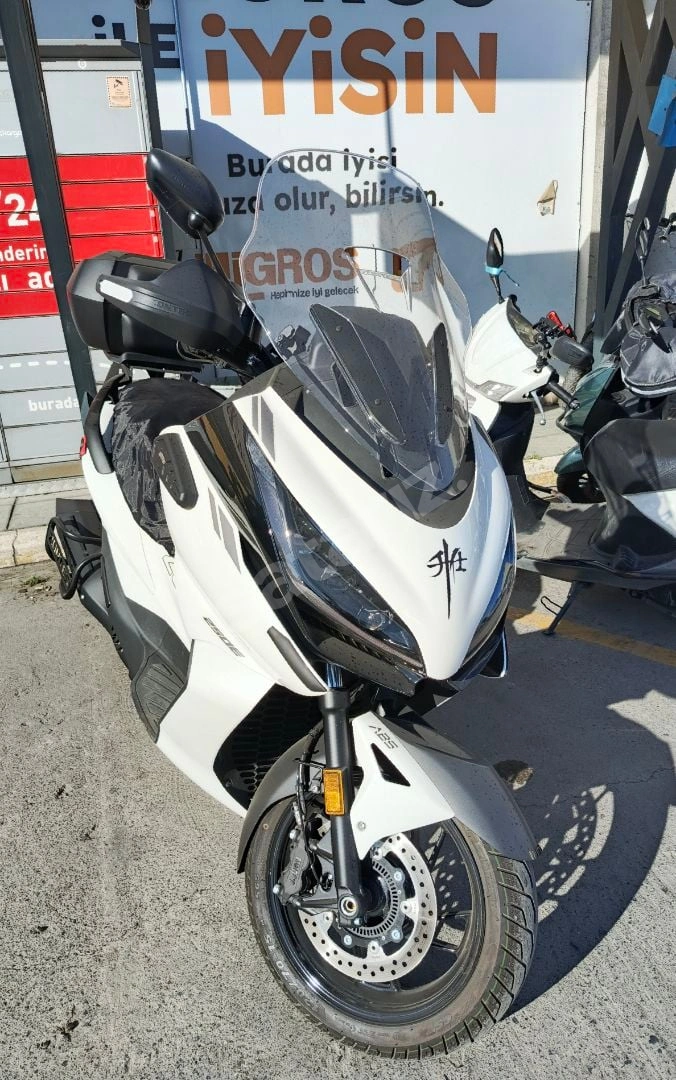 Ful aksesuarlı  Düşük Km Kapalı Garaj Motor