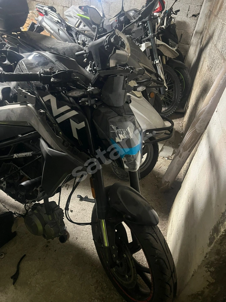 CF MOTO 250 NK