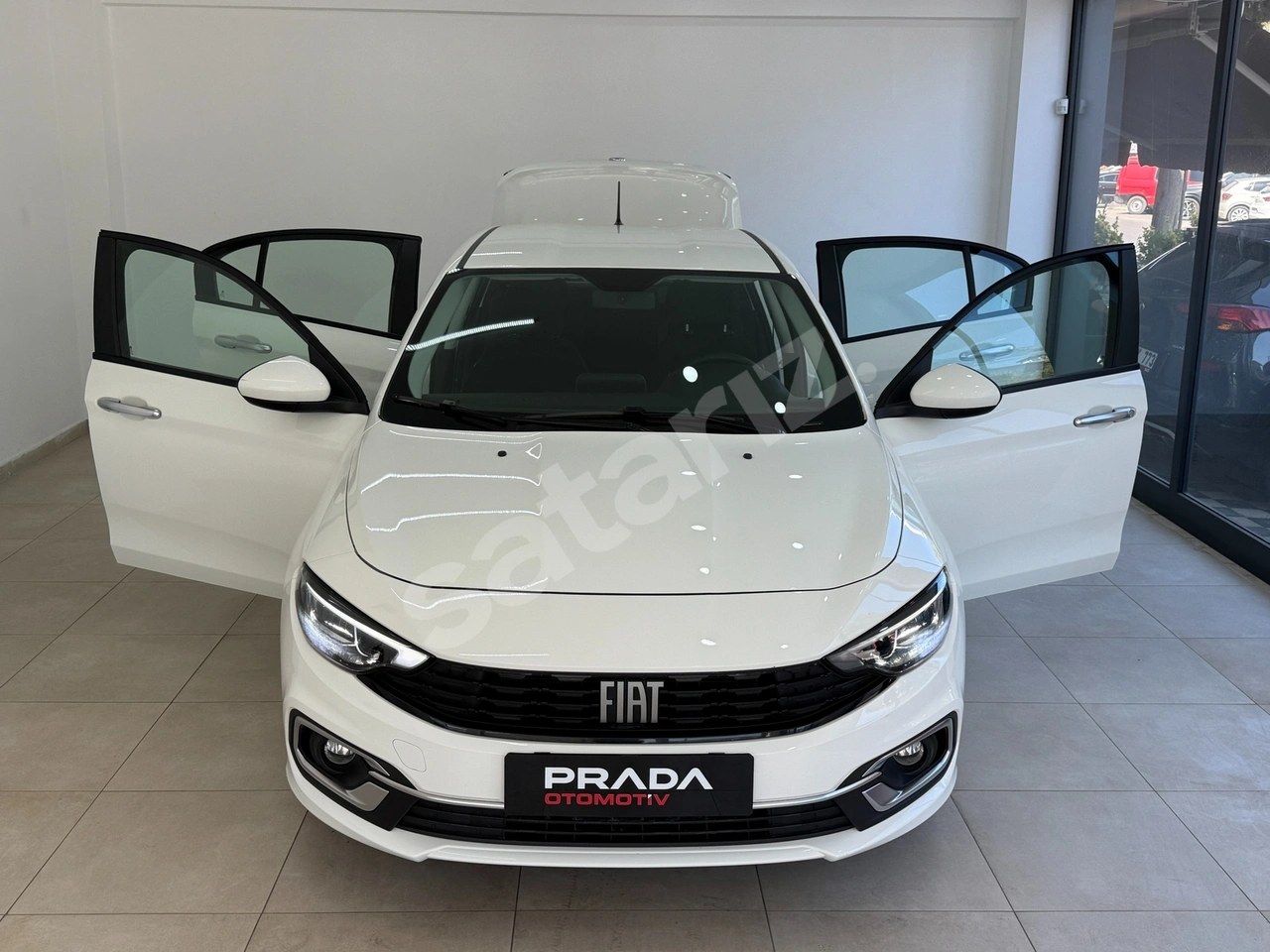 PRADA OTOMOTİV'DEN " DEĞİŞENSİZ - 18.000 KM DE" GSR PAKETLİ "
