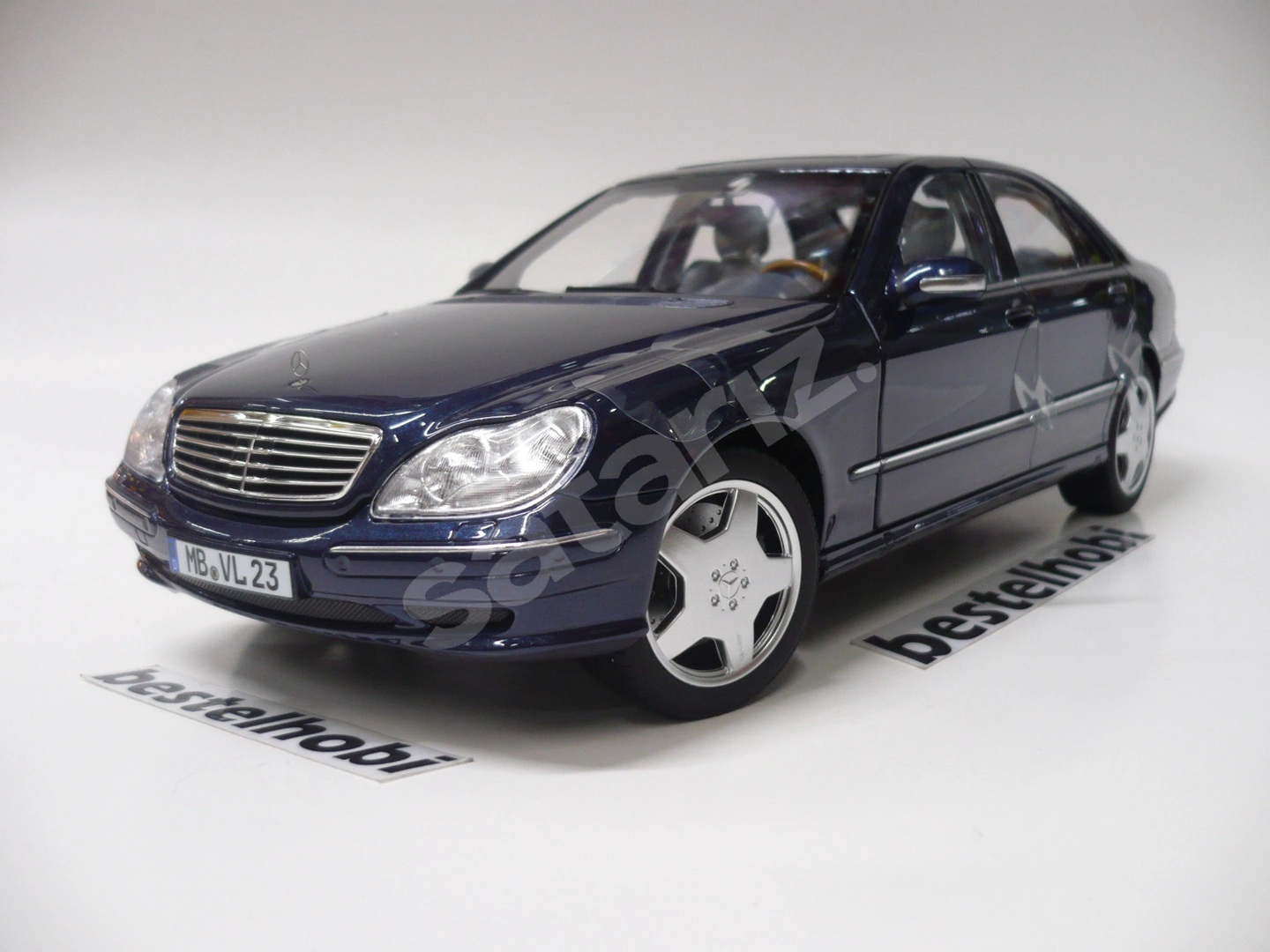 MERCEDES S55 AMG W220 BLUE METALLIC bestelhobi