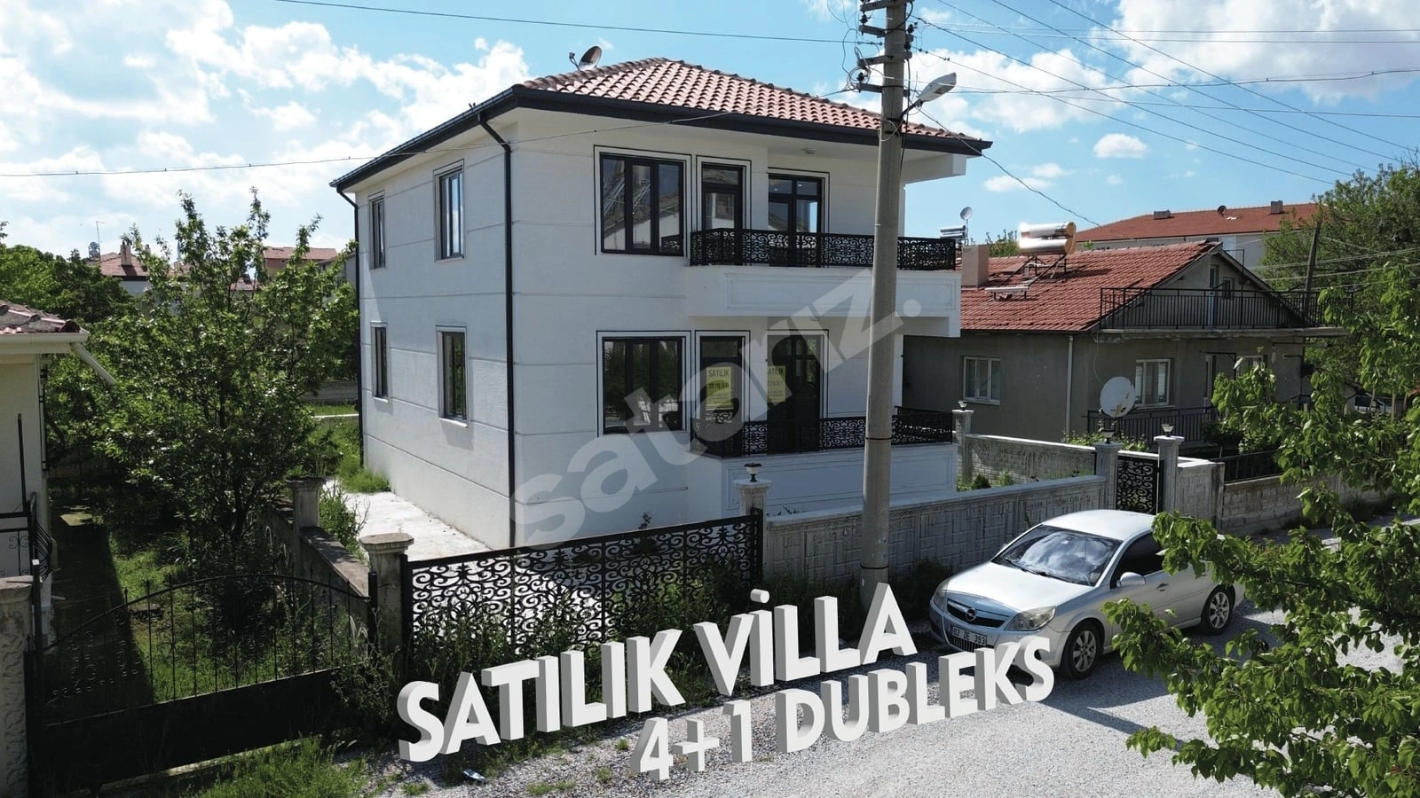 BOLVADİN'DE SATILIK VİLLA 4+1 MODERN FERAH DUBLEKS KIRKGÖZ MAH