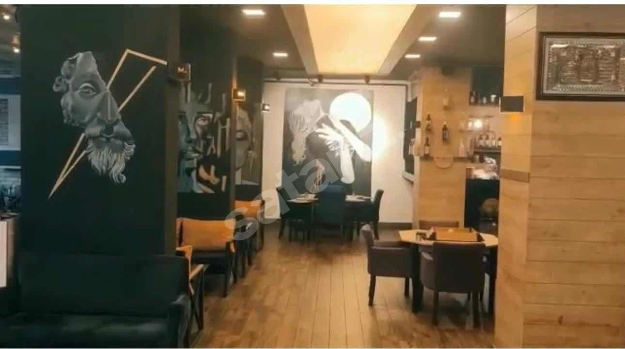 Merkezi konumda cadde üstü Devren kiralık cafe