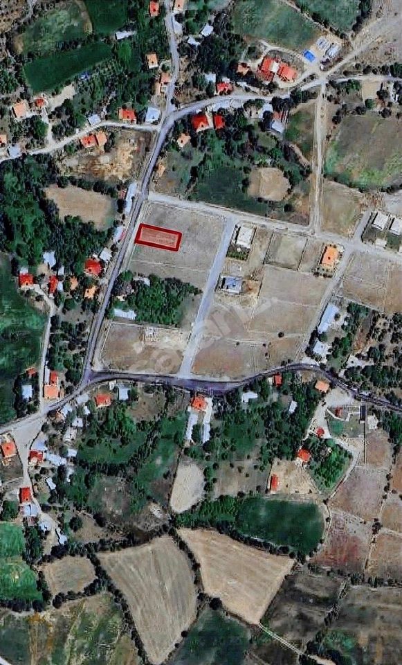 BERLİN EMLAKTAN KEKLİK KAYASINDA MÜKEMMEL KONUMDA VİLLA ARSALARI