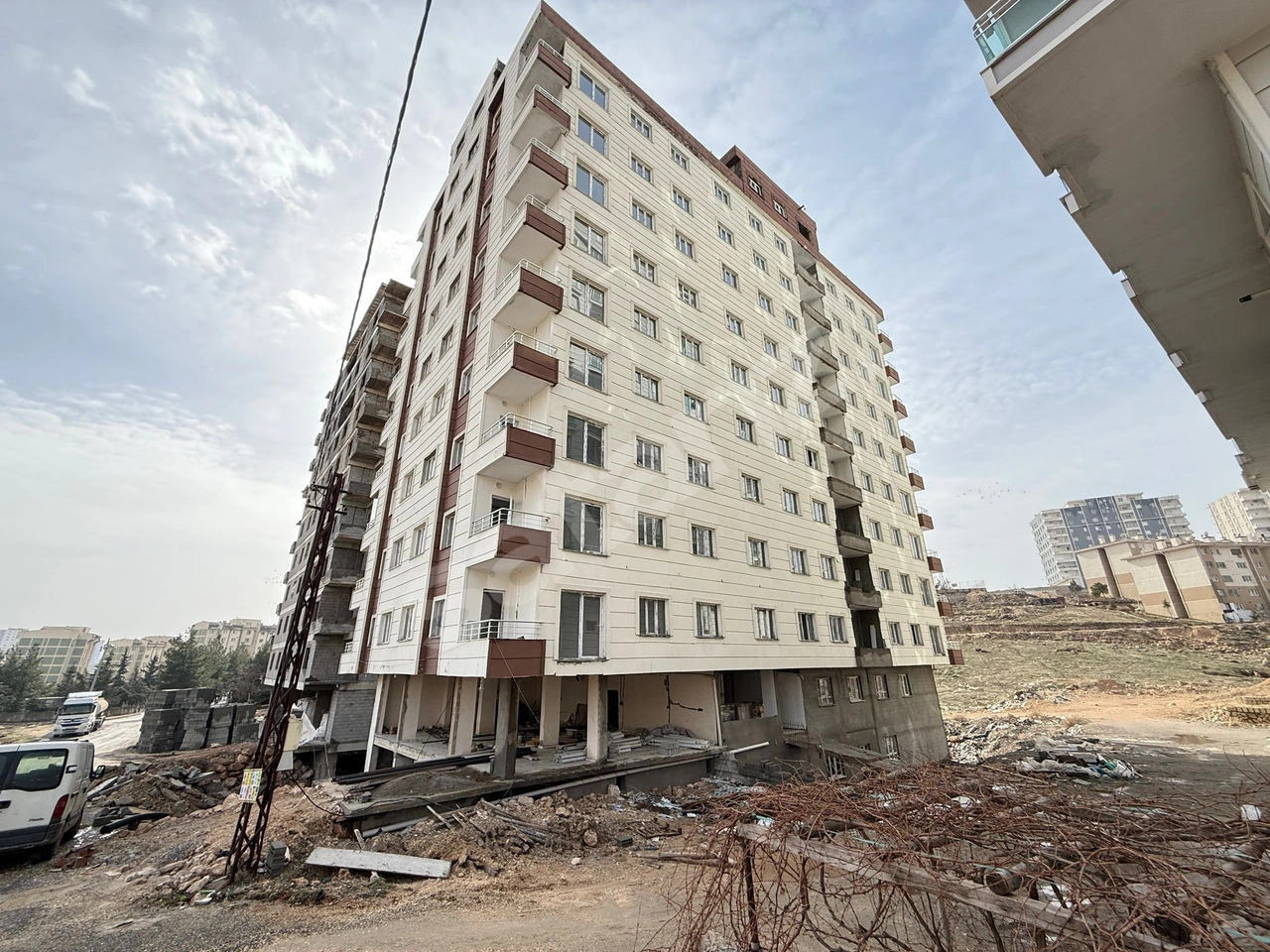 Yay Grand Otel Karşısı, Anayola Yürüme Mesafesinde Satılık Daire