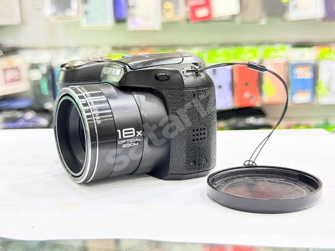 Fujifilm FinePix S2995