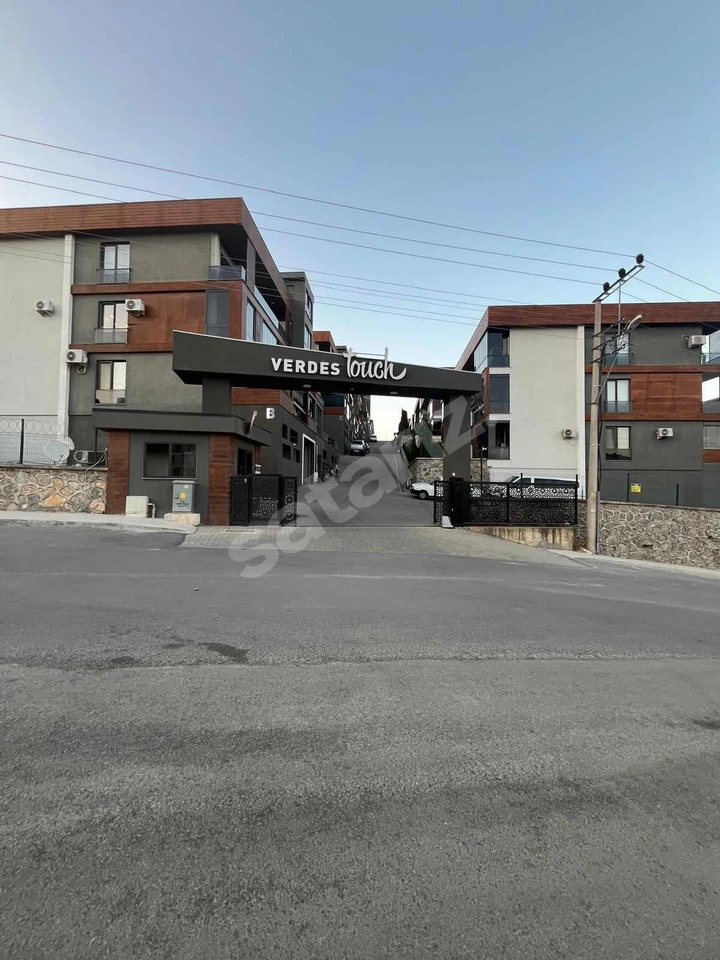VERDES TOUCH SİTESİN'DE KREDİYE UYGUN SATILIK 2+1 DAİRE!!