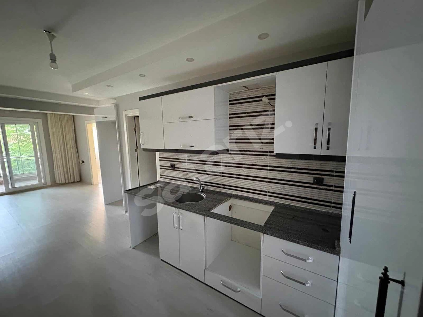 MİRAY EMLAKTAN DUMLUPINAR MAHALLESİNDE KİRALIK 2+1 DAİRE