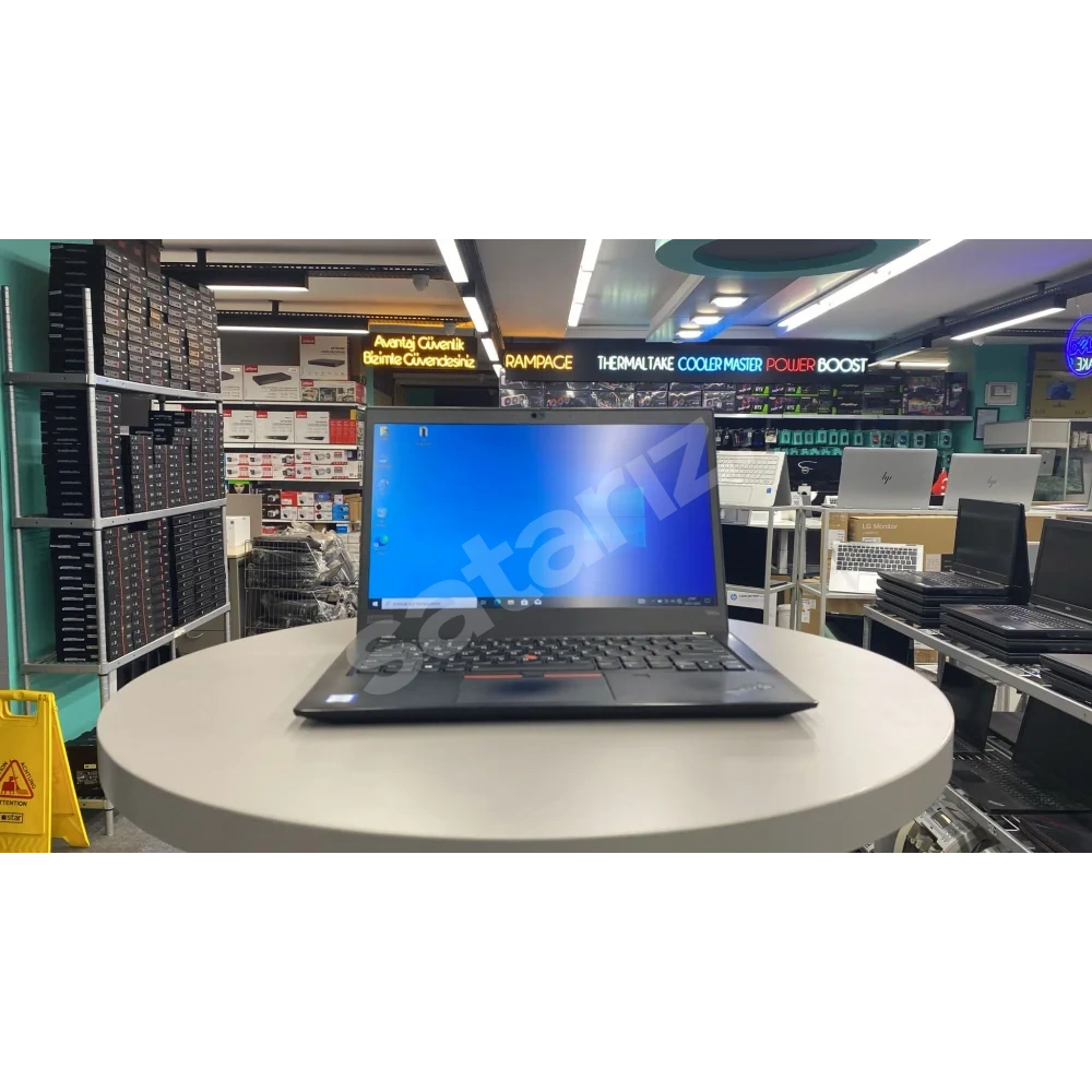 Lenovo Thınkpad T490s Notebook İ7 8565U 32Gb Ddr4 256Gb M2 Ssd O/B 14"Fhd Ips Bx Kalite Wın10 2.El