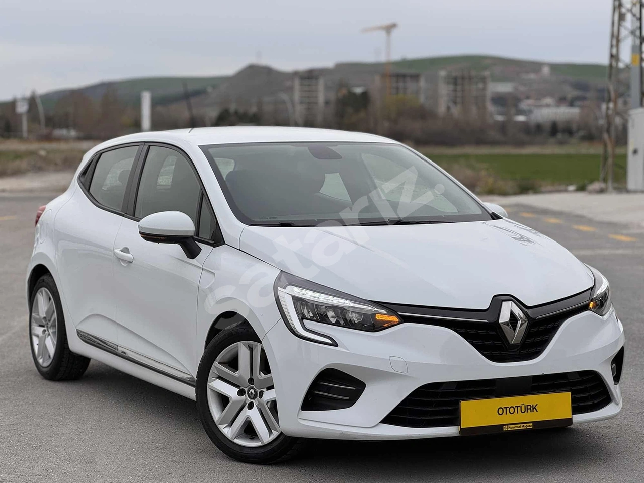 2020 CLİO 1.0 TCE*139.000 KM *KARTA 12 TAKSİT - EMİN FUZUL EVİM