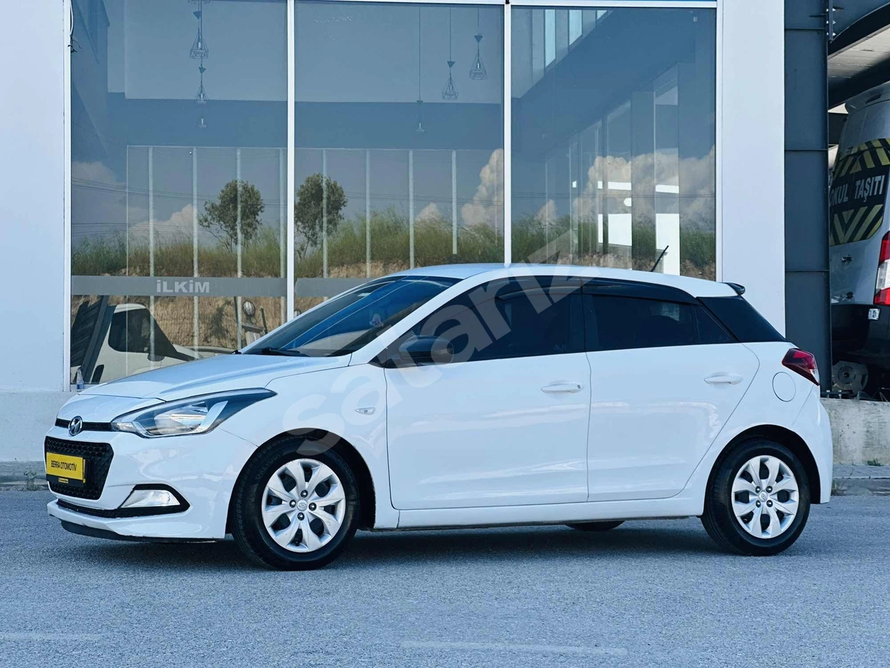 2015 MODEL HYUNDAİ İ20 Jump 1.2 MP BENZİLİ