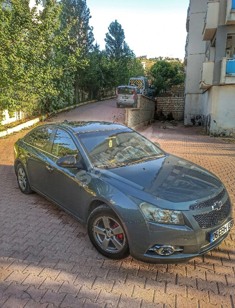 CHEVROLET CRUZE 124 beygir 1.6 Sanruflu Dolu Paket