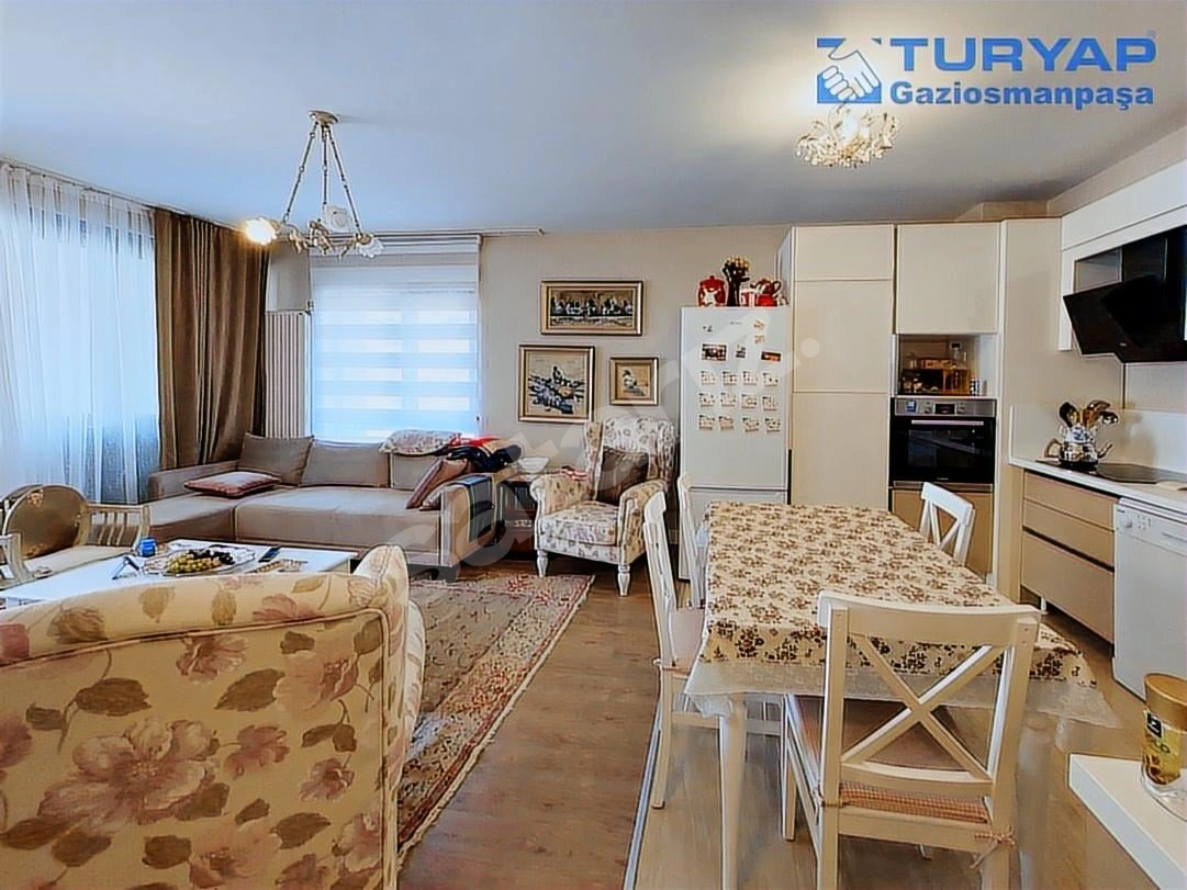 ANGORA EVLERİNDE TERASLI, KÖŞE,BAHÇELİ 1+1 BÜRO NİTELİĞİNDE