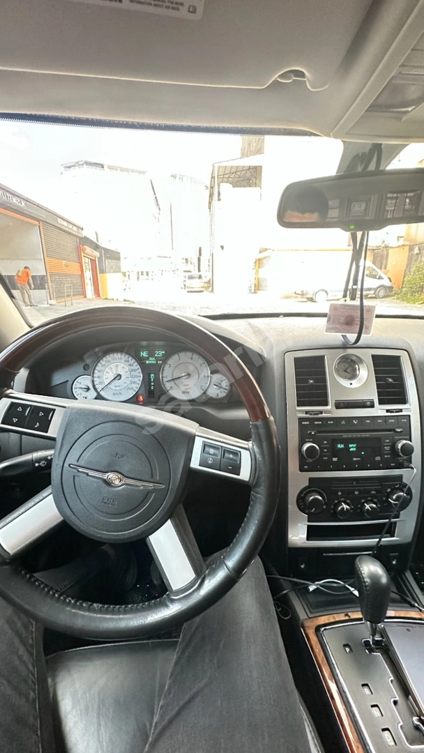 BİREYSELDEN KUSURSUZ MAKYAJLI 300C