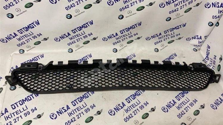 MERCEDES C SERİSİ W205 MAKYAJSIZ ÖN TAMPON ORTA IZGARA A2058850423