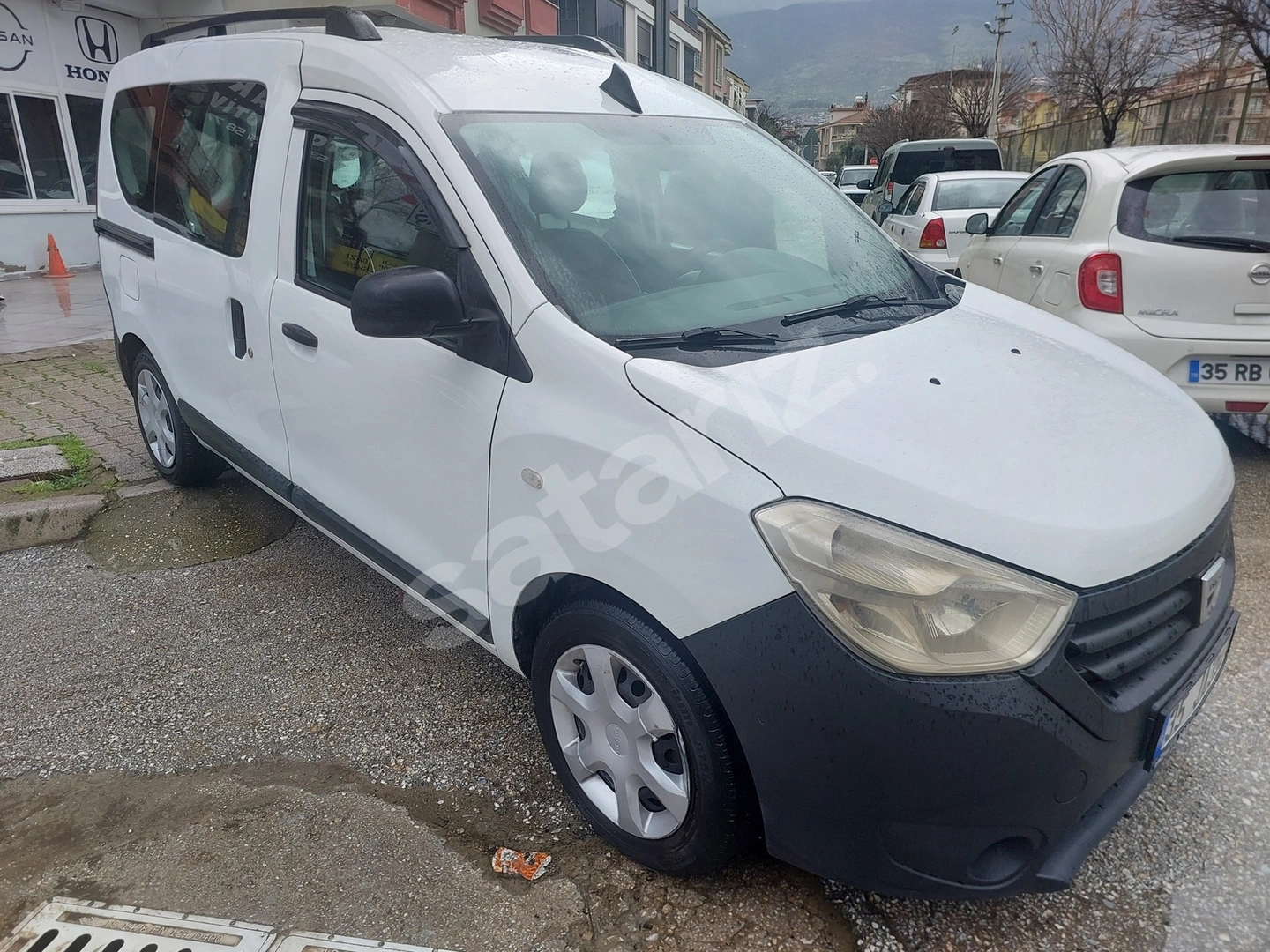 YAPAR OTOMOTİV'DEN BAKIMLI 2014 DACİA DOKKER 1.5 DCİ AMBİANCE