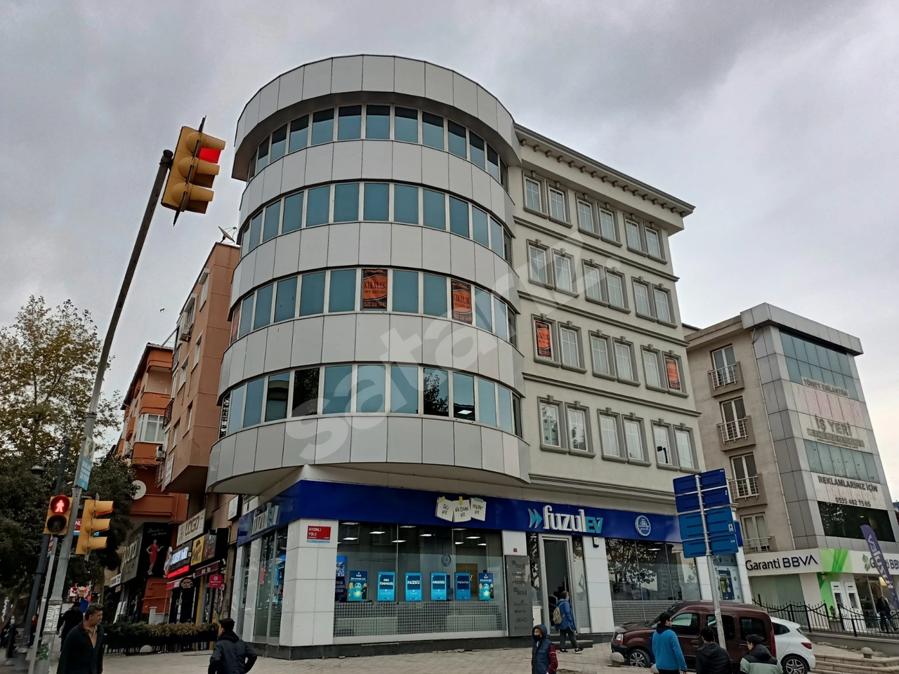 PENDİK YENİ BELEDİYE BİNASI KARŞISINDA KİRALIK OFİS KATI