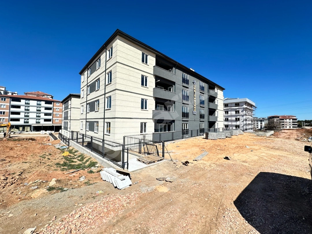 BAHÇELİEVLER PELİTÖZÜ MAHALLESİNDE FIRSAT 2+1 109 M2 SATILIK