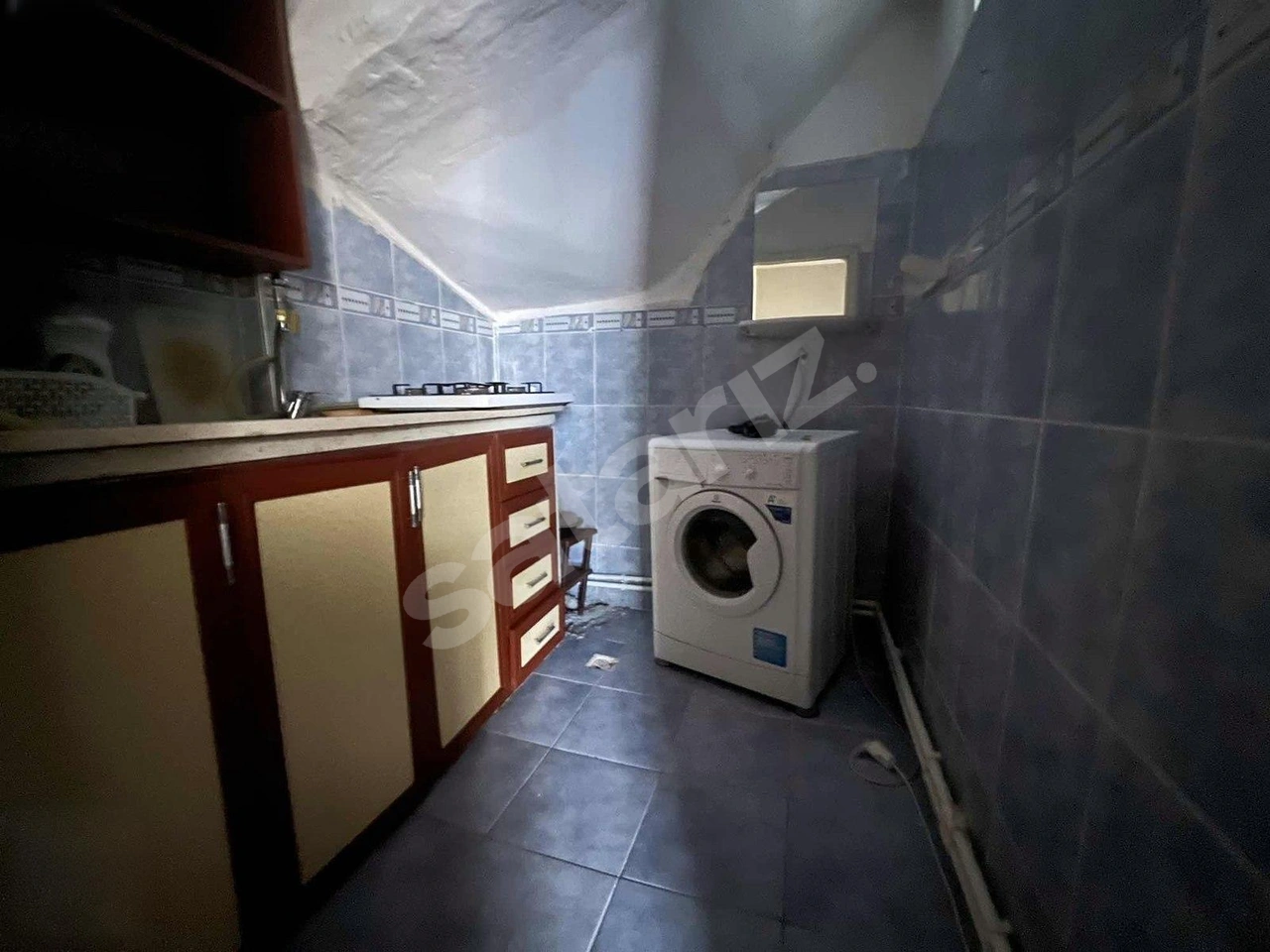 AZİZİYE CADDESİNE CEPHE SATILIK DAİRE