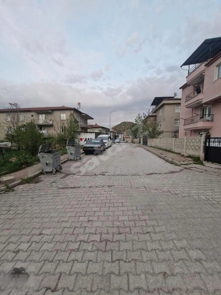 AFYON İMZA EMLAKTAN MERKEZDE HASANKARAAGAC MH KÖŞE KONUMLU ARSA