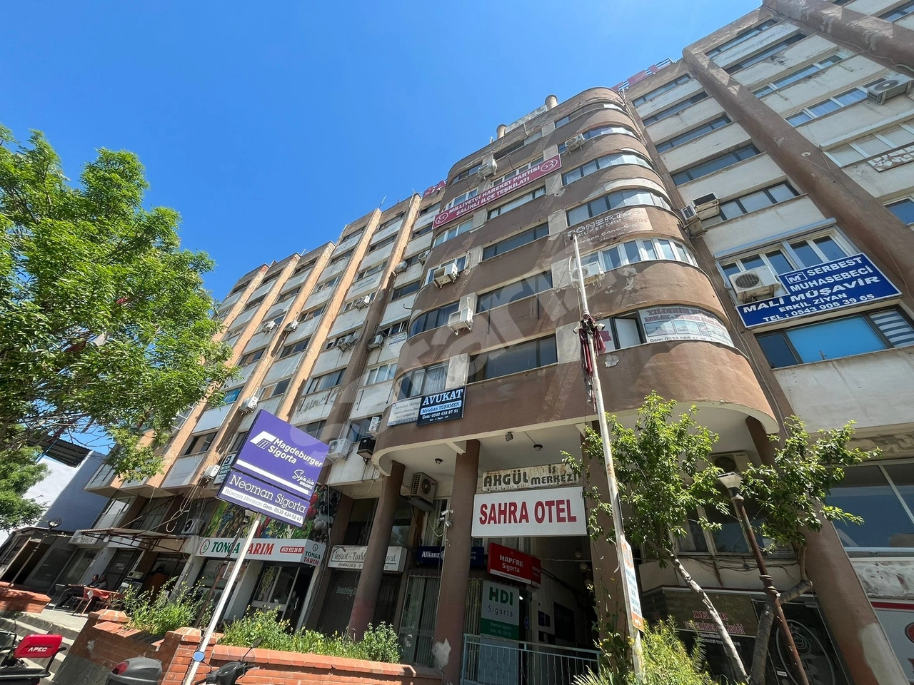 SALİHLİ ERDEM EMLAKTAN BELEDİYE ARKASI SATILIK OTEL