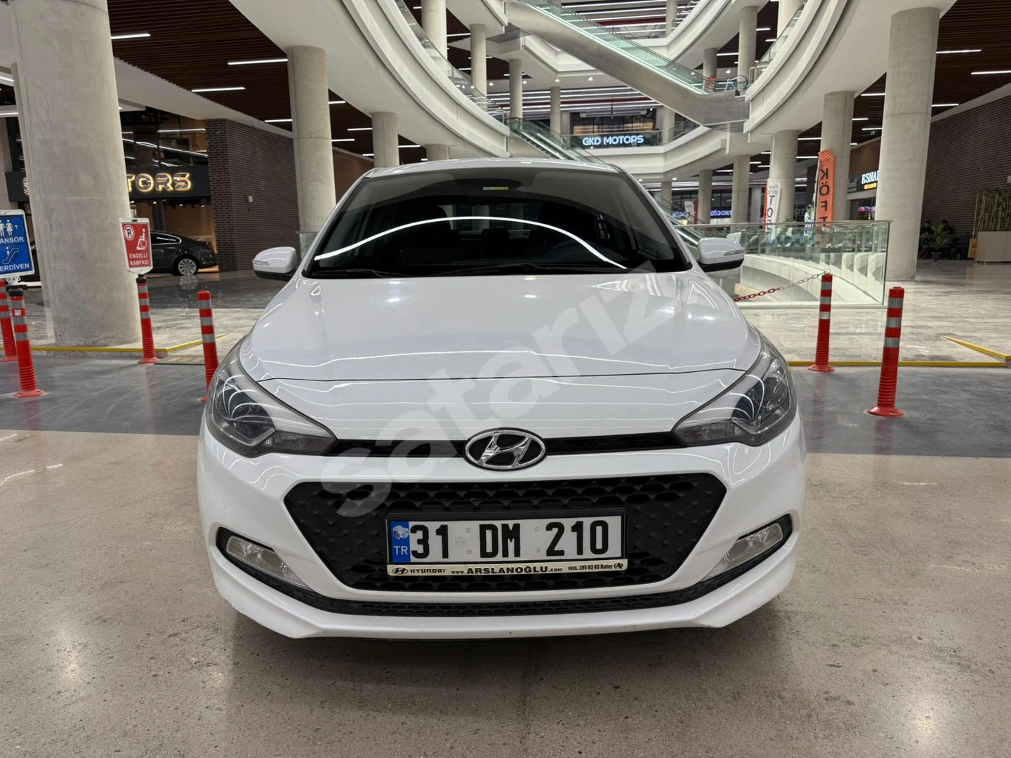 2015 MODEL HATASIZ BOYASIZ 114BİN KM