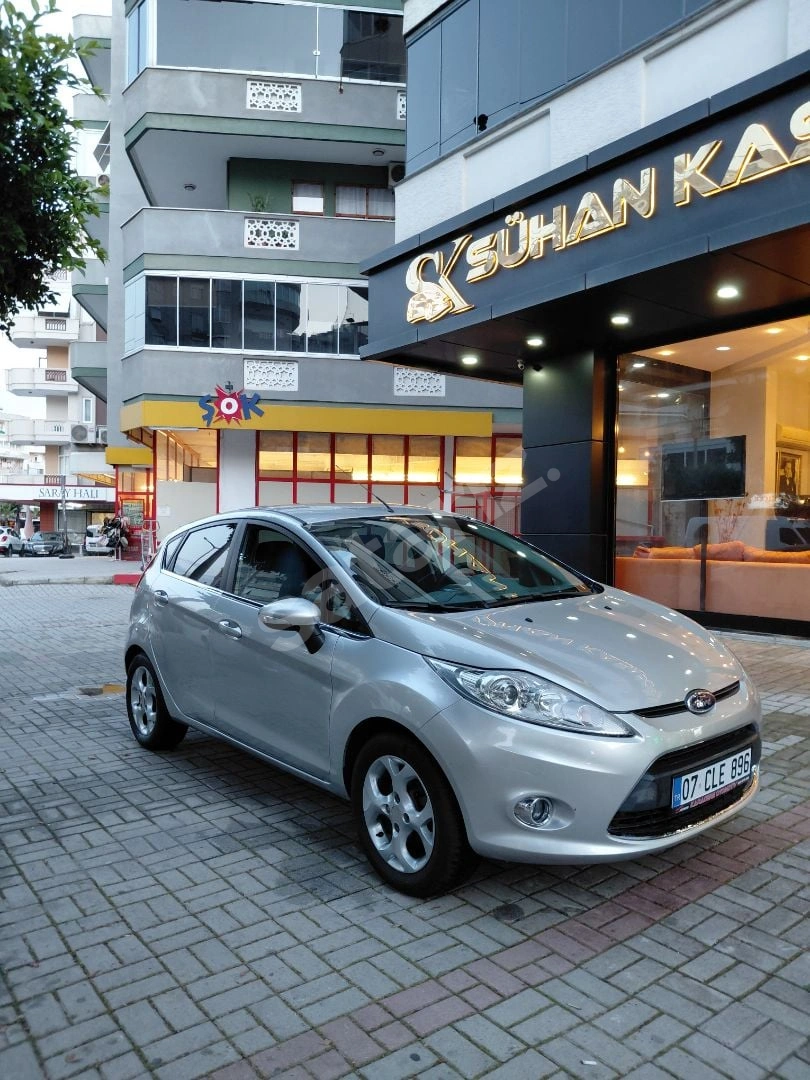 2011 FİESTA TİTANYUM BENZİN&LPG TERTEMİZ