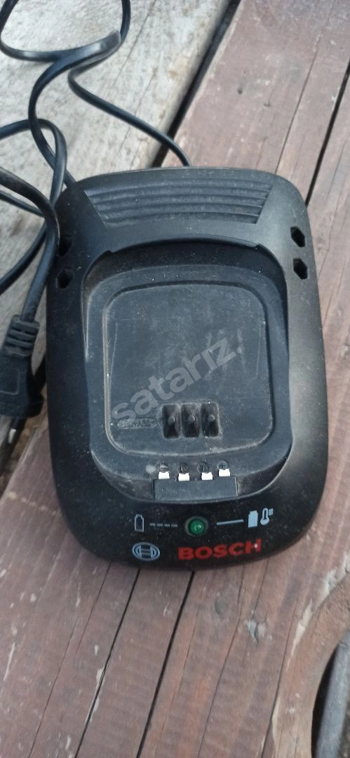 Bosch AL 2215 CV Şarj Aleti