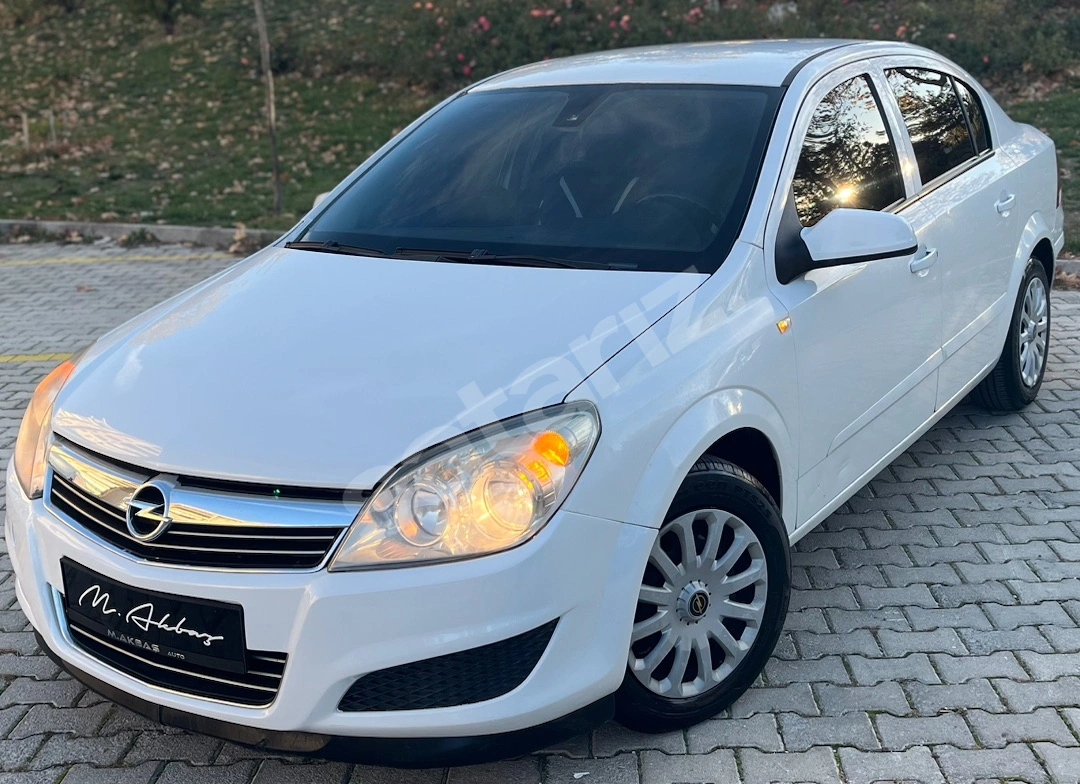 Değişensiz-Masrafsız Düşük Km Astra
